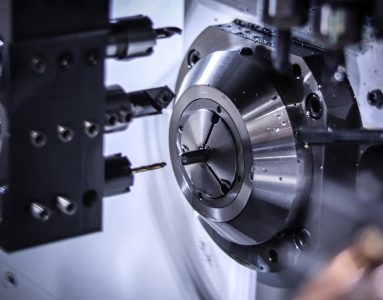 ابزارهای ماشینی مورد استفاده در تراشکاری برای انجام براده‌برداری دقیق، سریع و یکنواخت روی قطعات فلزی