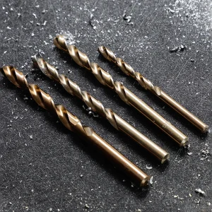 نمایش مته HSS‑Co5 یا M35 با ترکیب کبالت برای سوراخ‌کاری فلزات سخت و آلیاژهای مقاوم